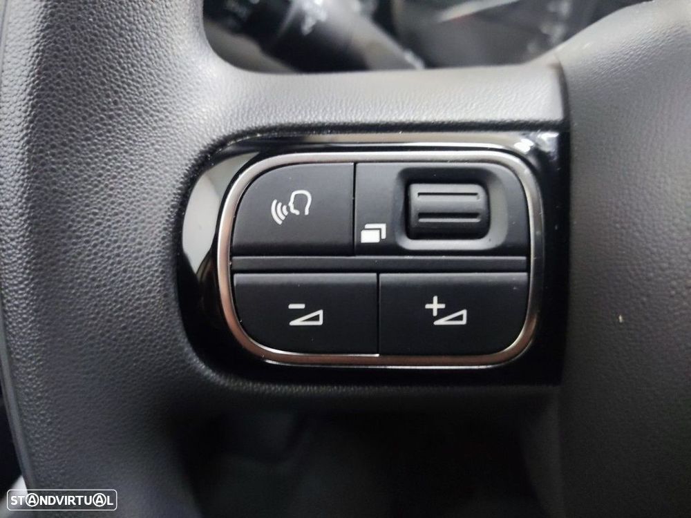 Citroën C3 1.2 PureTech C-Series - 12