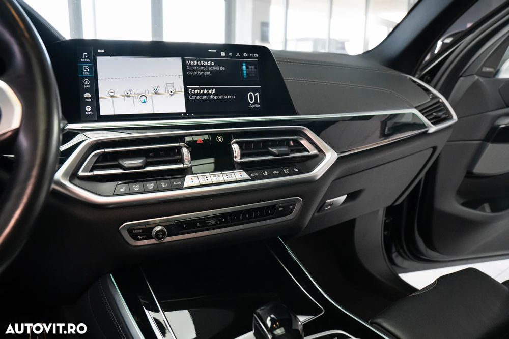 BMW X5 xDrive45e - 30
