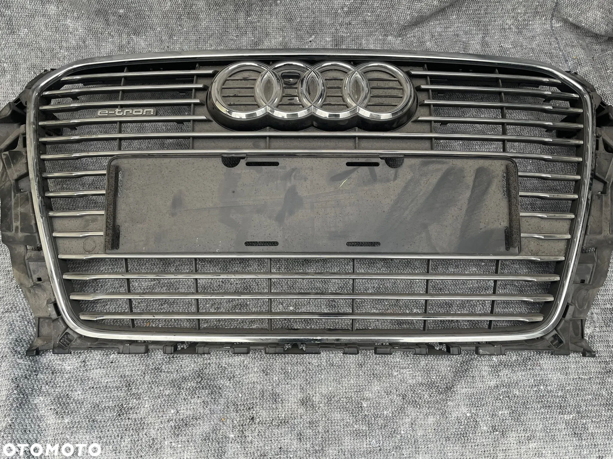 Audi A3 8V e-tron atrapa, grill - 5