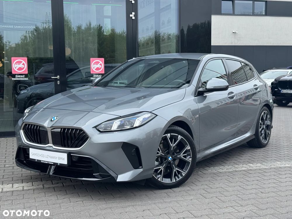 BMW Seria 1 120 mHEV - 17