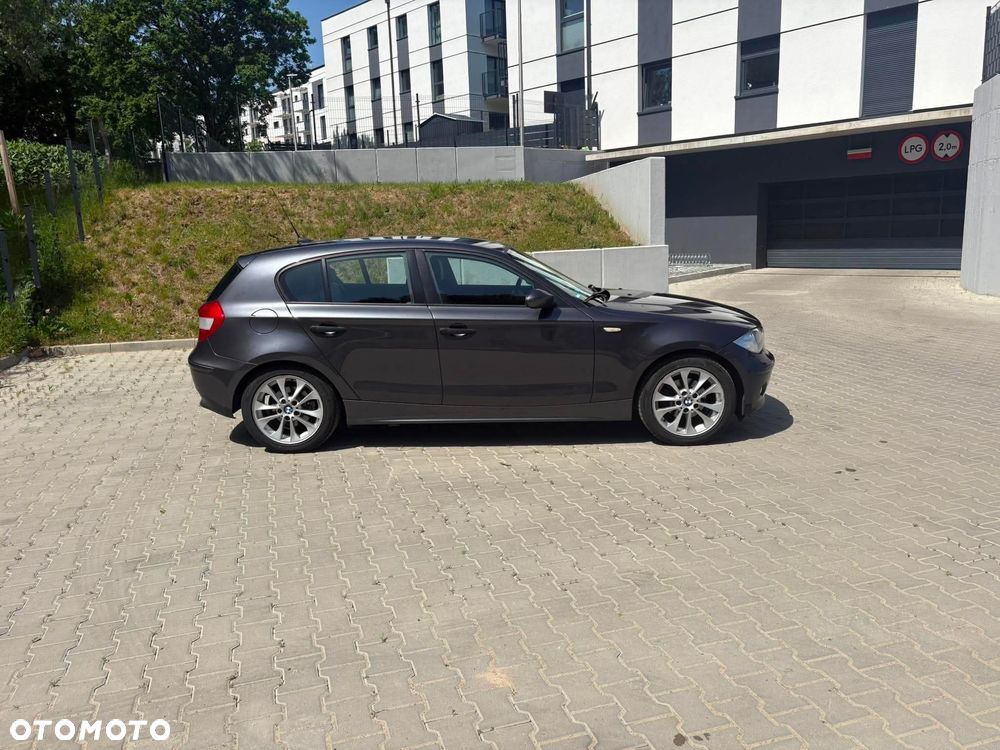 BMW Seria 1 116i - 3