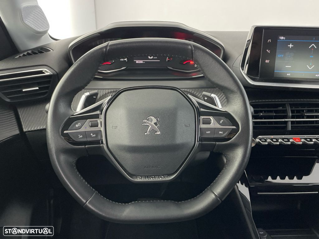 Peugeot 208 1.2 PureTech Allure EAT8 - 14