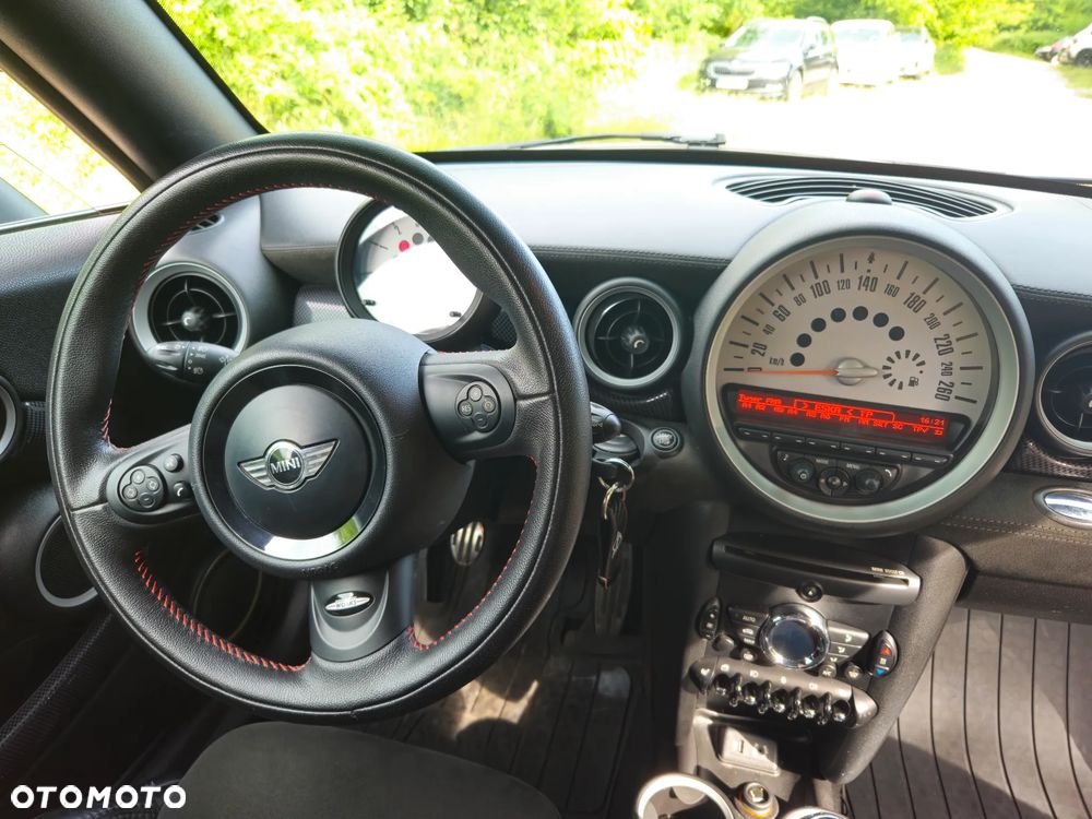 MINI Cooper SD - 16