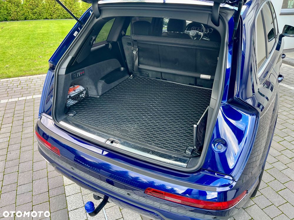 Audi Q7 - 35
