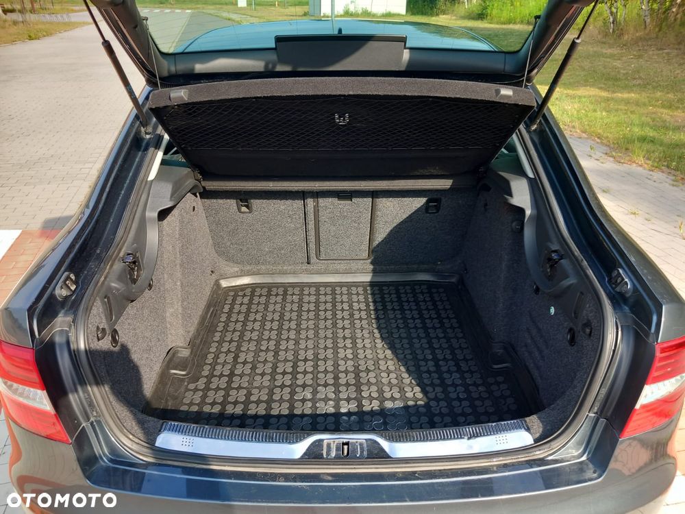Skoda Superb 2.0 TDI DSG Ambition - 16