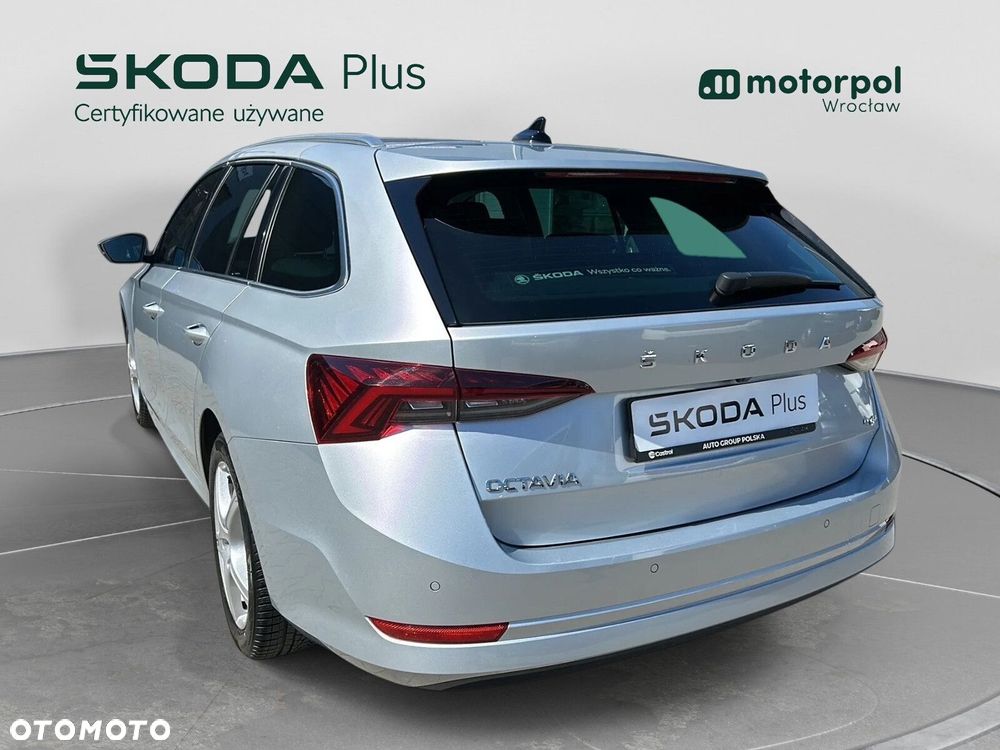 Skoda Octavia 2.0 TSI 4x4 Style DSG - 3
