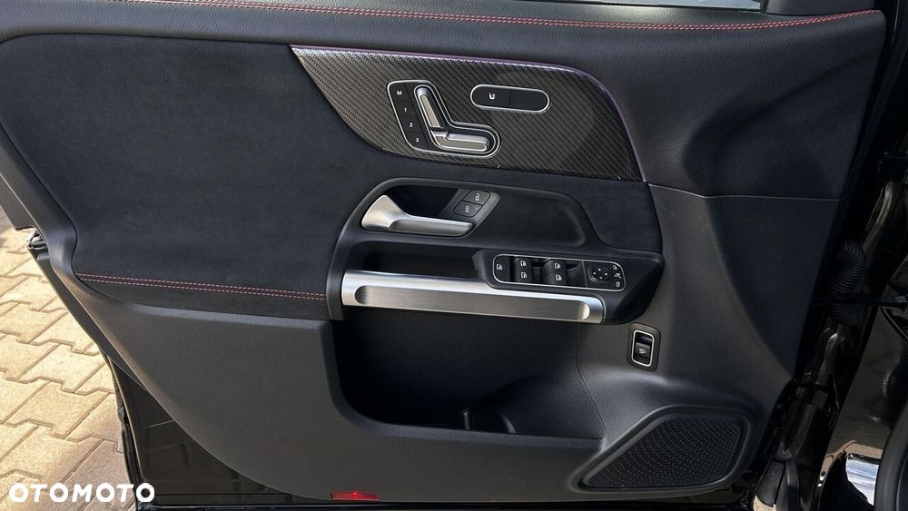 Mercedes-Benz GLB 200 AMG Line 7G-DCT - 11