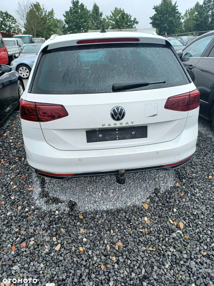 Volkswagen Passat 2.0 TDI SCR DSG Business - 4
