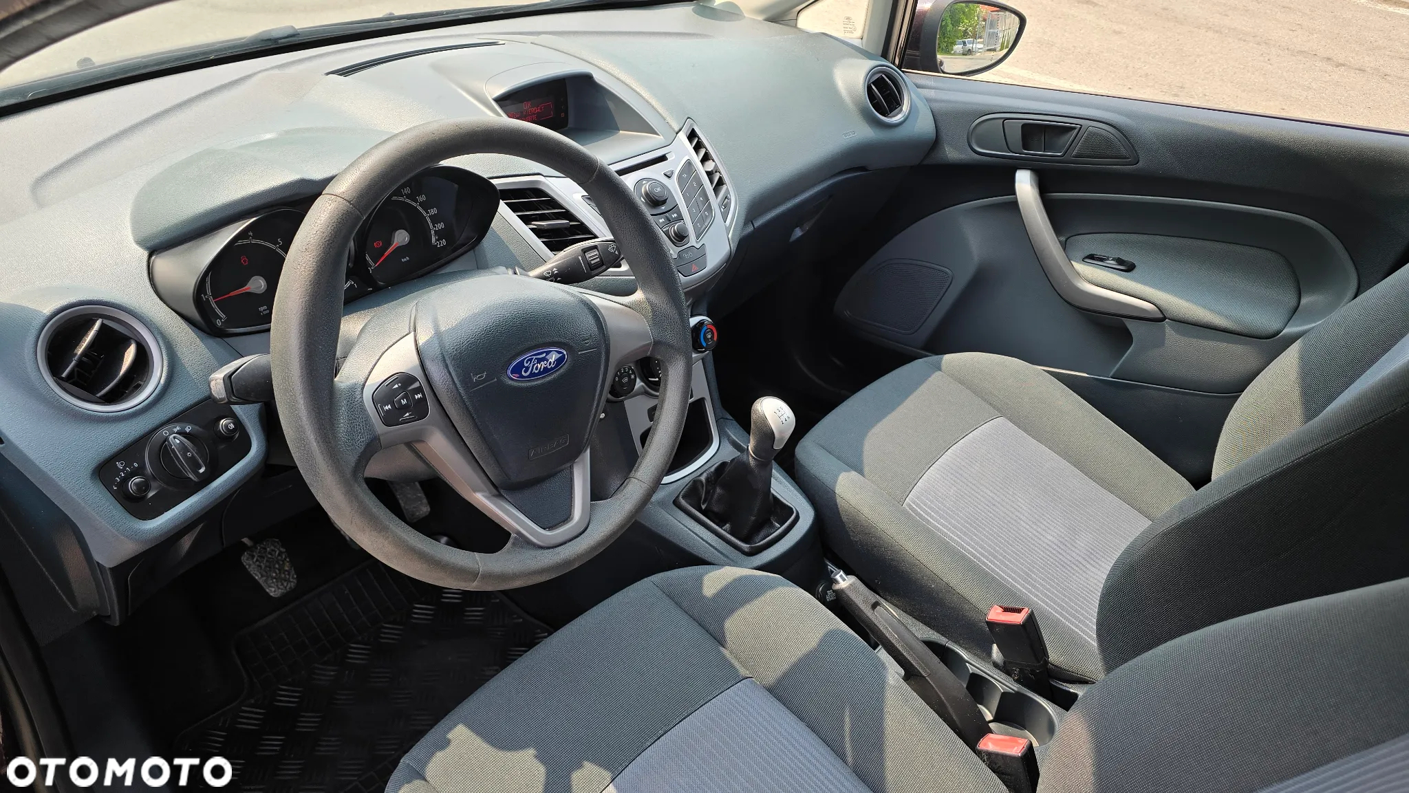 Ford Fiesta 1.25 Trend - 6