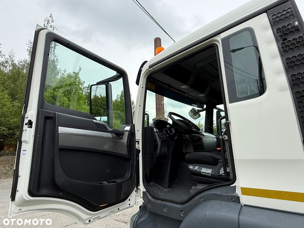 MAN TGS 41.480* 8x4* Wywrot* Hydroklapa* Koła 85%* Z Francji* Stan - 21