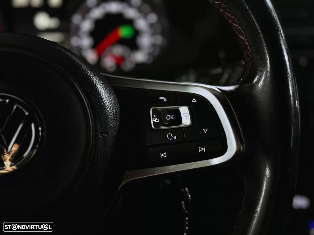 VW Golf 2.0 TSi GTi DSG - 27