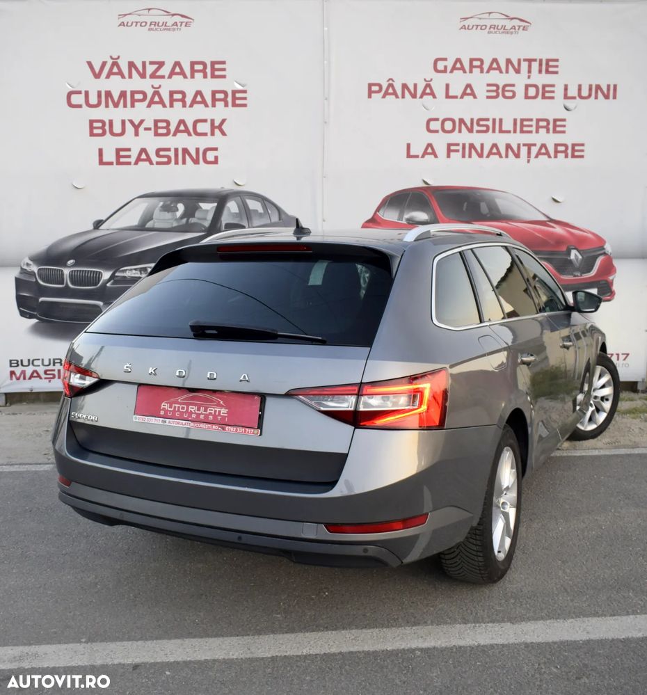 Skoda Superb 2.0 TDI DSG Style - 6
