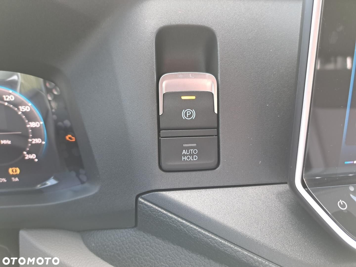 Volkswagen Crafter 35 furgon wysoki dach, 2,0 TDI 177KM, przedni, 6-bieg manualna 3640 mm, Euro 6 - 23