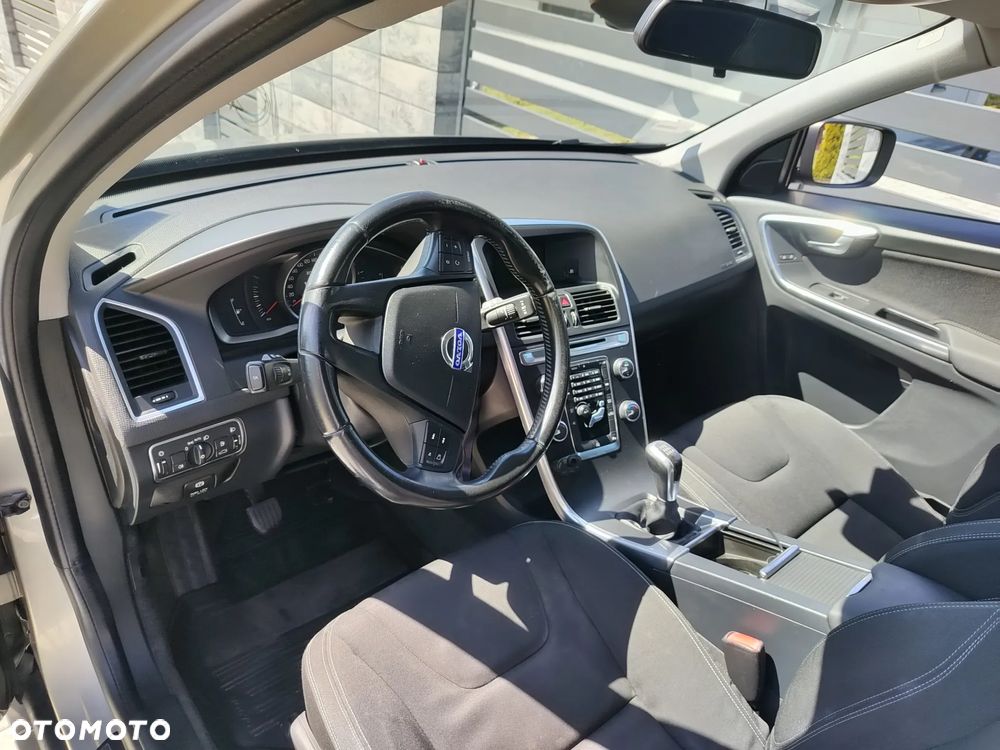 Volvo XC 60 D4 Drive-E Kinetic - 9