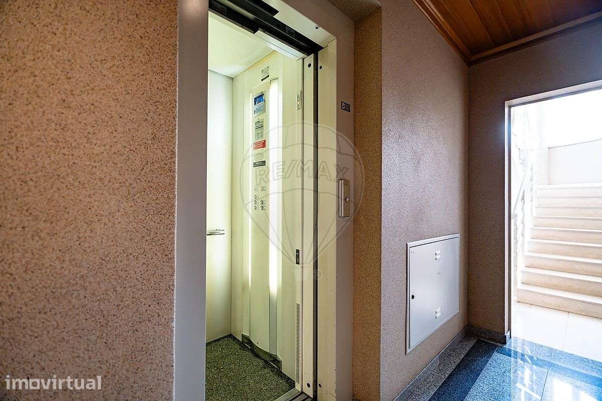 Apartamento T3 para arrendamento - Grande imagem: 2/45