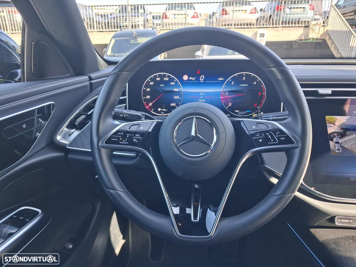 Mercedes-Benz E 220 d Avantgarde - 21