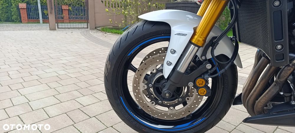 Yamaha FZ8 - 38