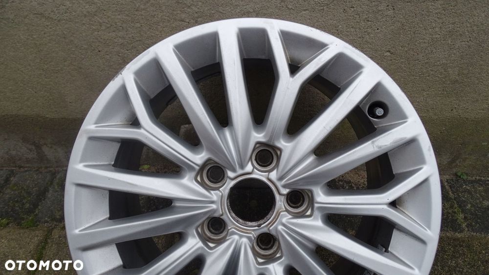 AUDI A3 8V0 7Jx16H2 ET48 5x112 - felga - 2