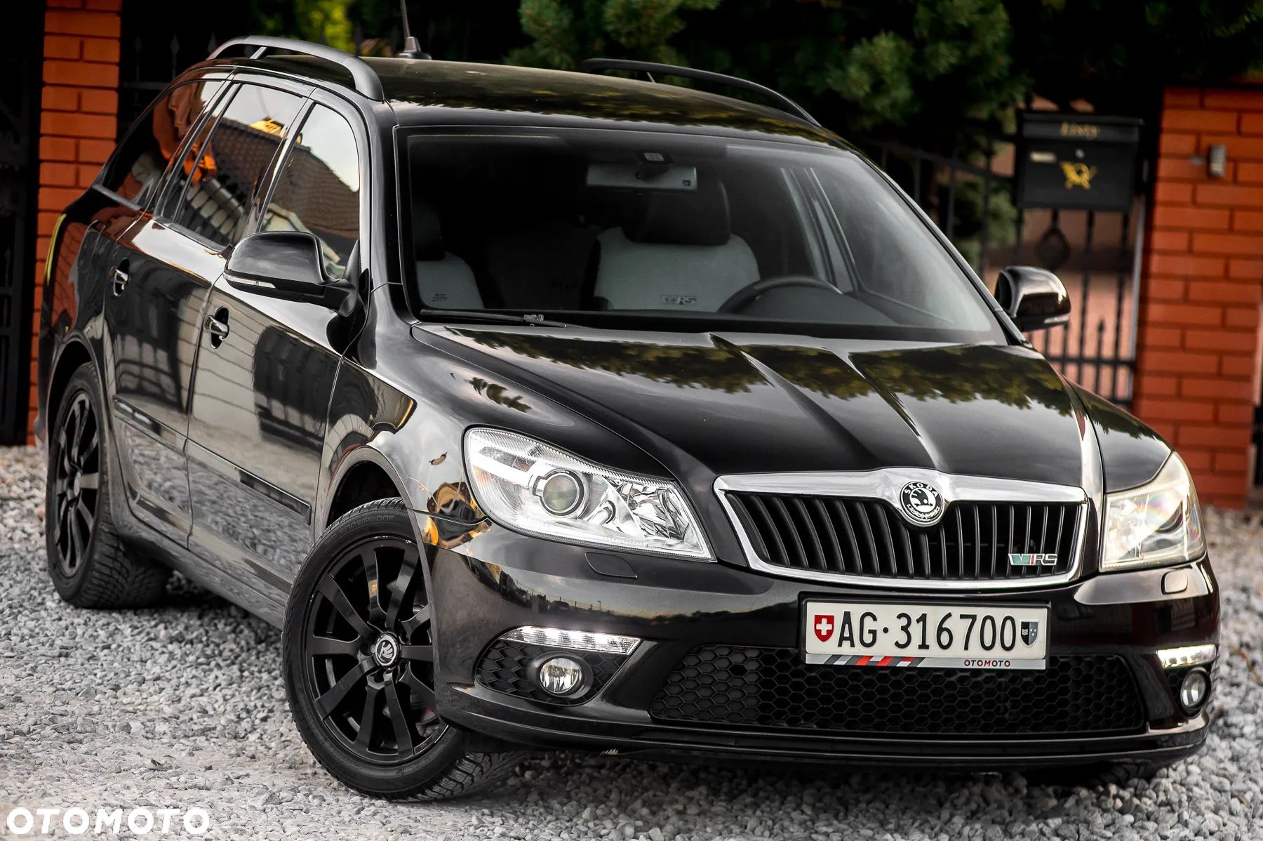 Skoda Octavia Combi 2.0 TSI RS - 1