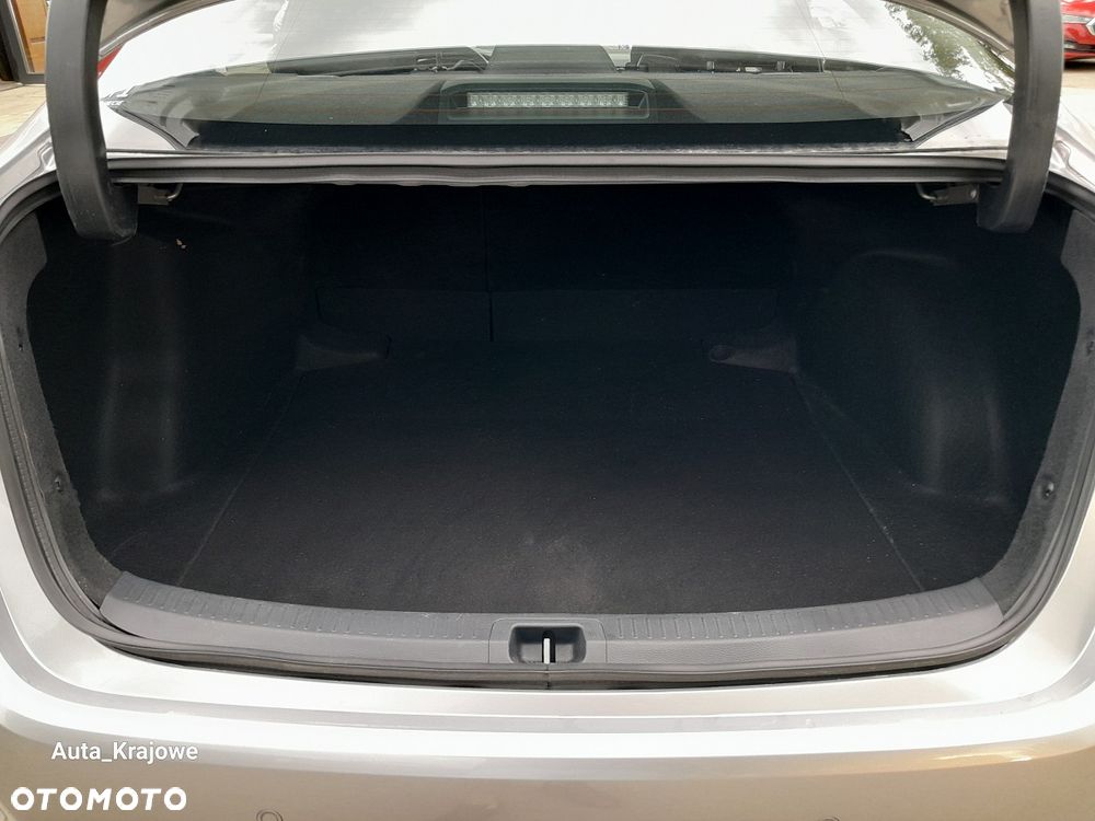 Toyota Corolla 1.5 Comfort - 27