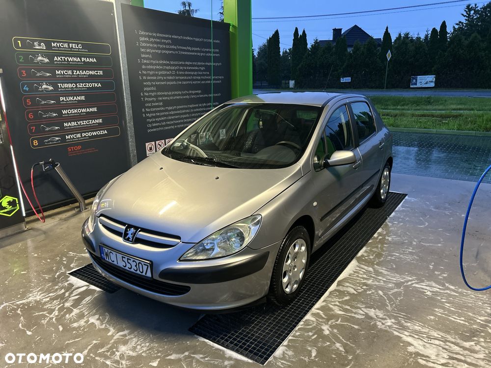 Peugeot 307 - 1