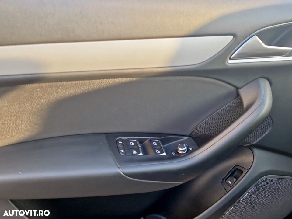 Audi Q3 2.0 TDI Quattro Stronic - 16