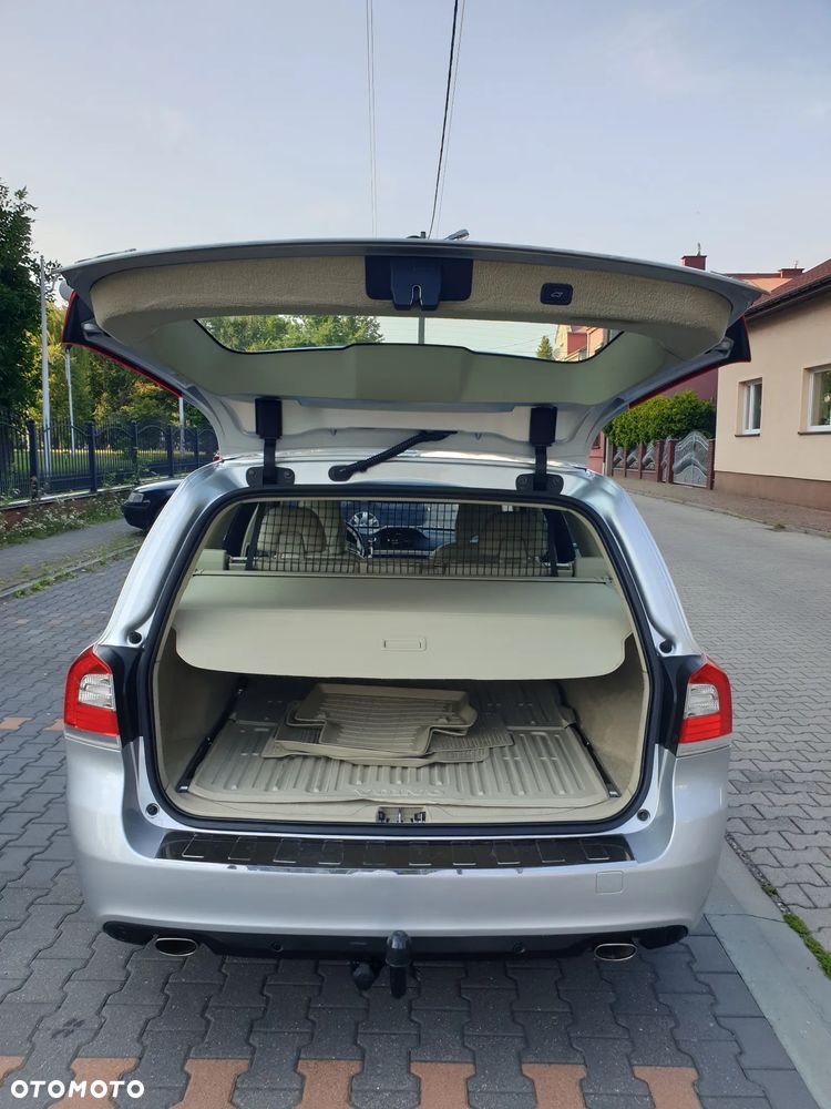 Volvo V70 D4 Geartronic Summum - 38