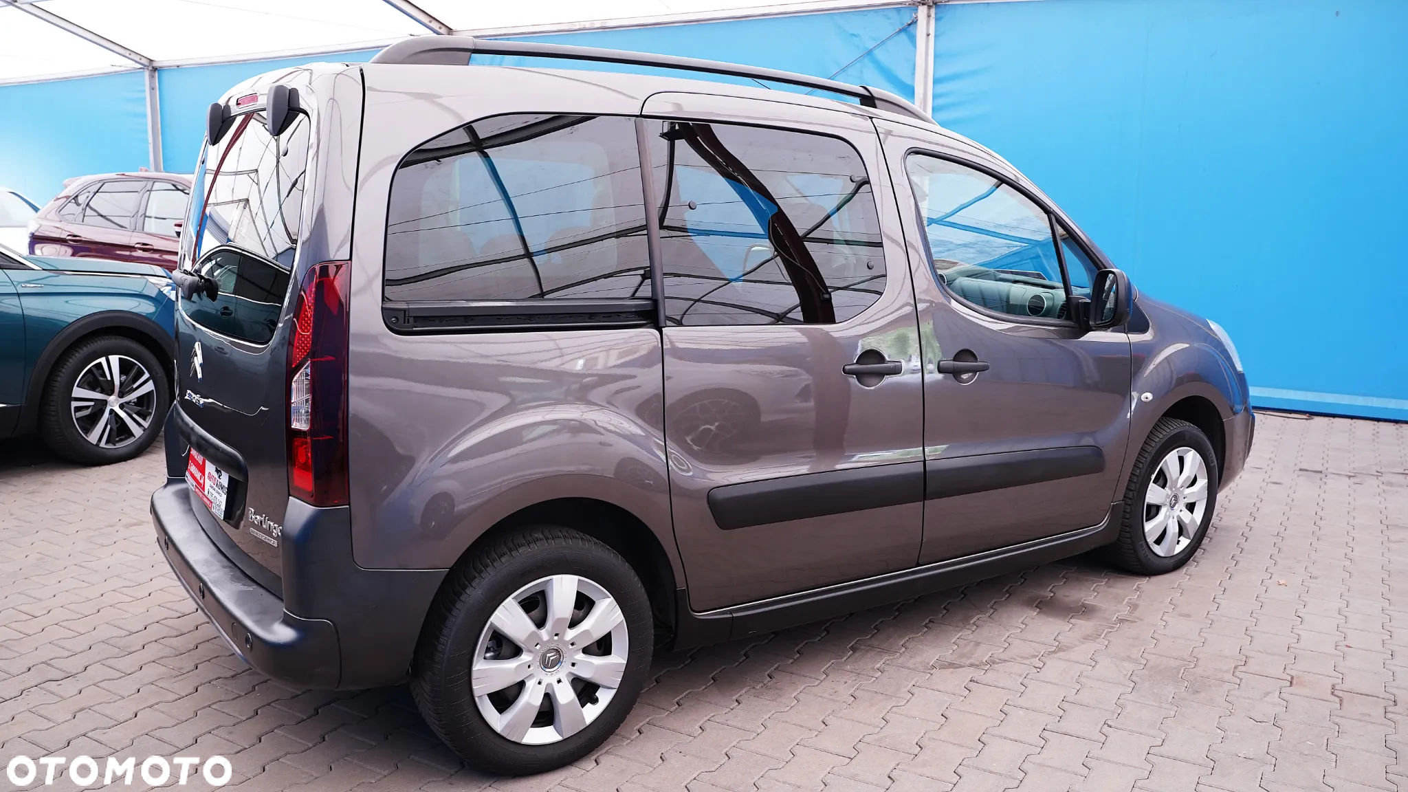 Citroën Berlingo Multispace PureTech 110 SHINE - 17