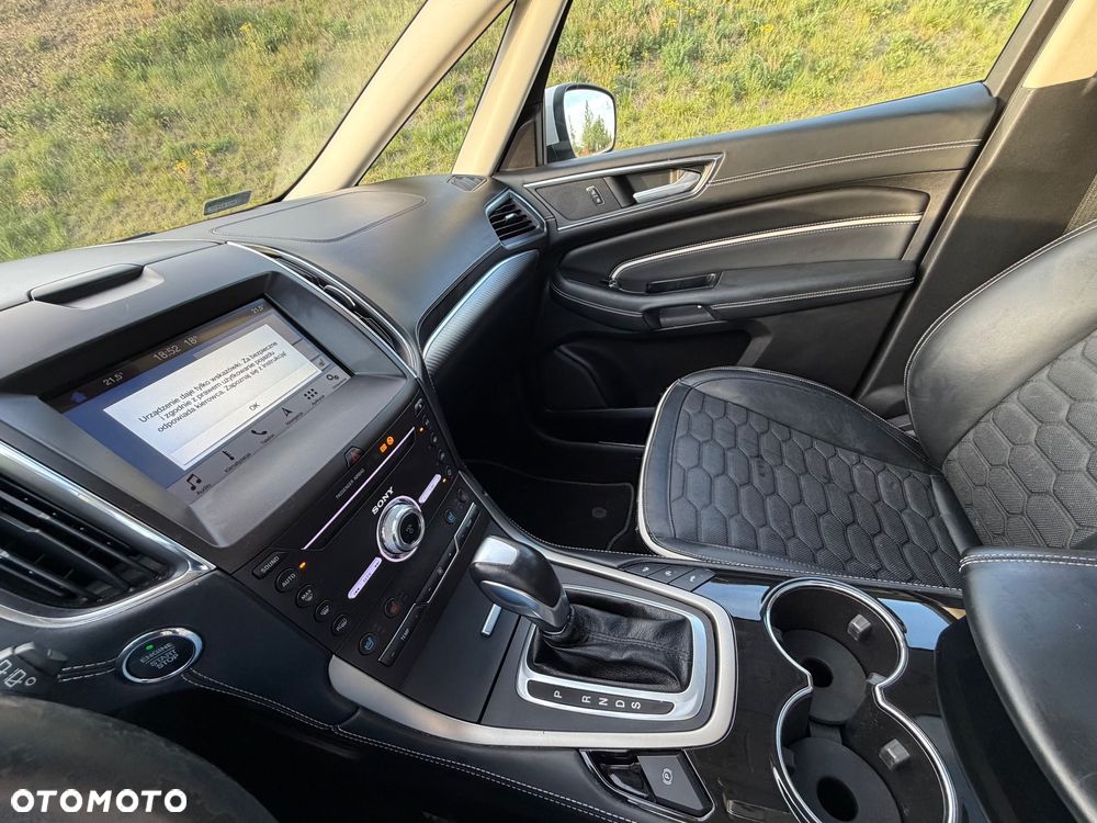 Ford S-Max 2.0 EcoBoost Vignale - 38