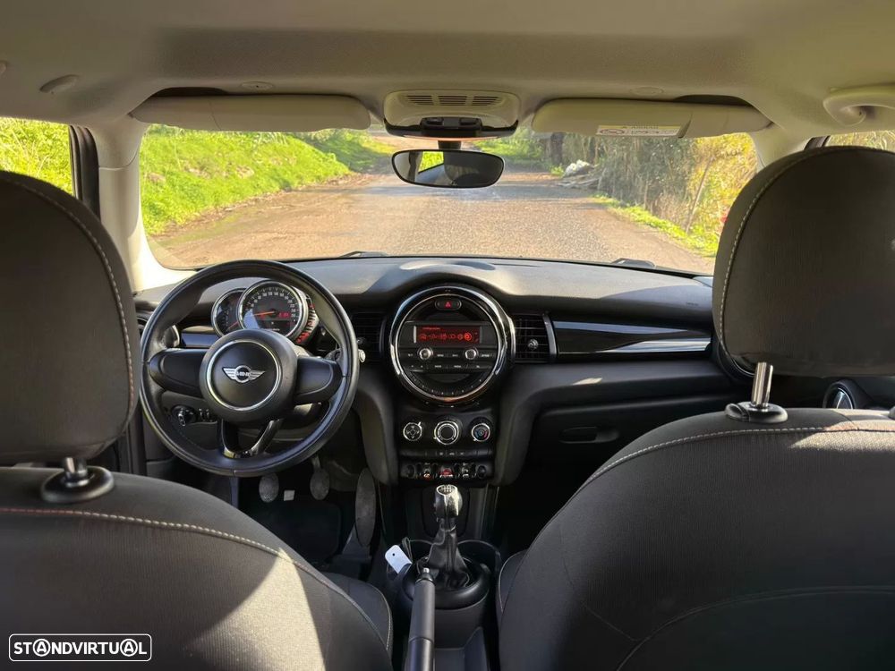 MINI 3 Portas One D - 8