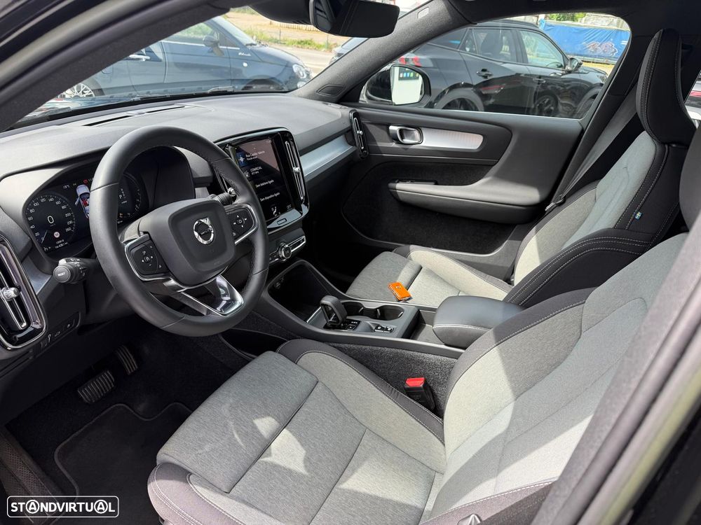 Volvo XC 40 T4 Recharge DKG Inscription Expression - 11