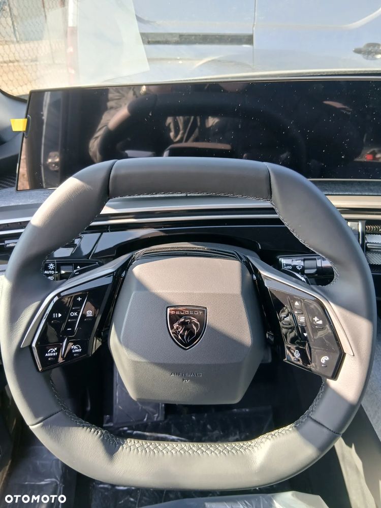 Peugeot 3008 1.2 PureTech mHEV Allure e-DCS6 - 7