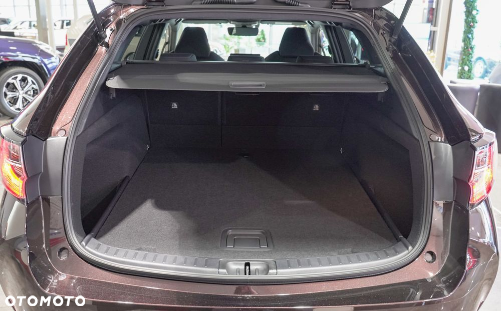 Suzuki Swace 1.8 Hybrid Premium Plus CVT - 6