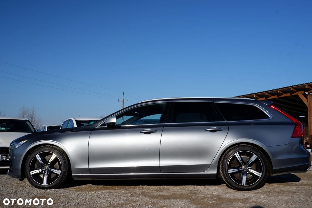 Volvo V90 T5 R-Design - 34