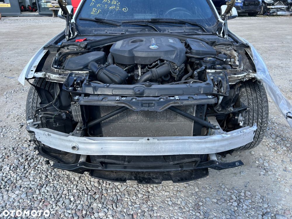 BMW Seria 3 330i xDrive Edition Luxury Line Purity - 15