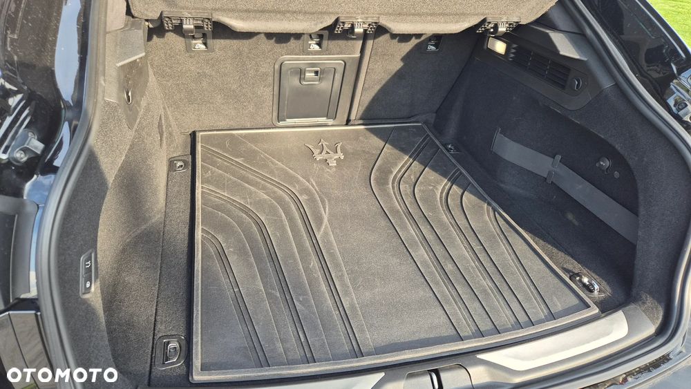 Maserati Levante Q4 GranSport - 24