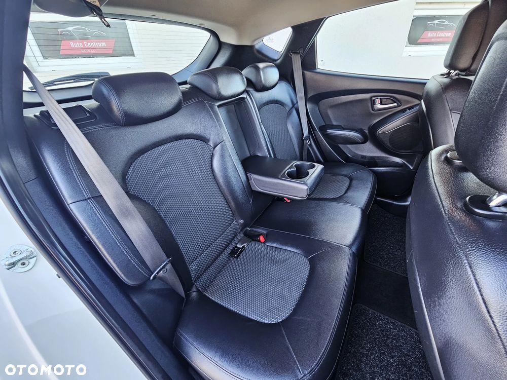 Hyundai ix35 1.6 2WD blue Style - 12