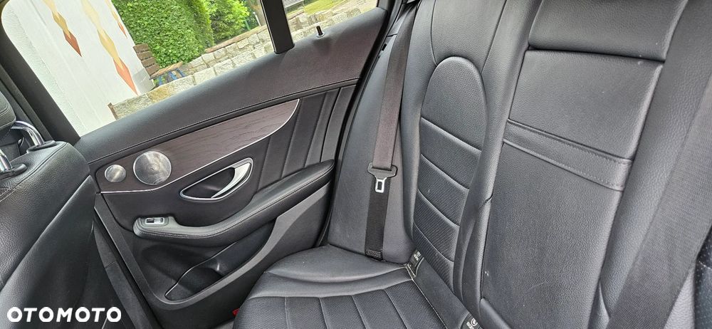 Mercedes-Benz Klasa C 250 7G-TRONIC - 30