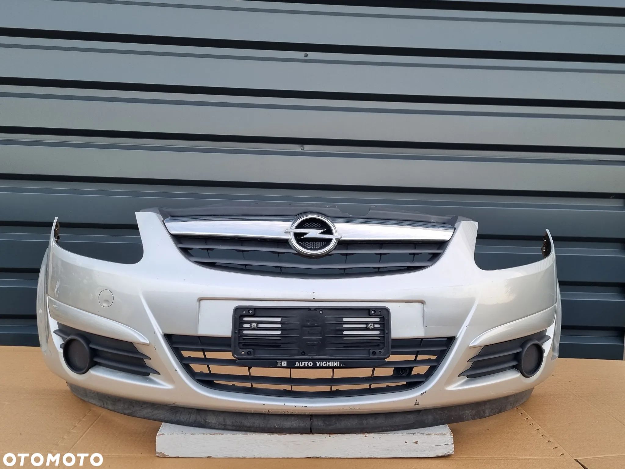 Opel Corsa D 06-10 zderzak przód oryginał MC240 - 1