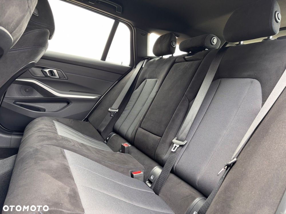 BMW Seria 3 - 17