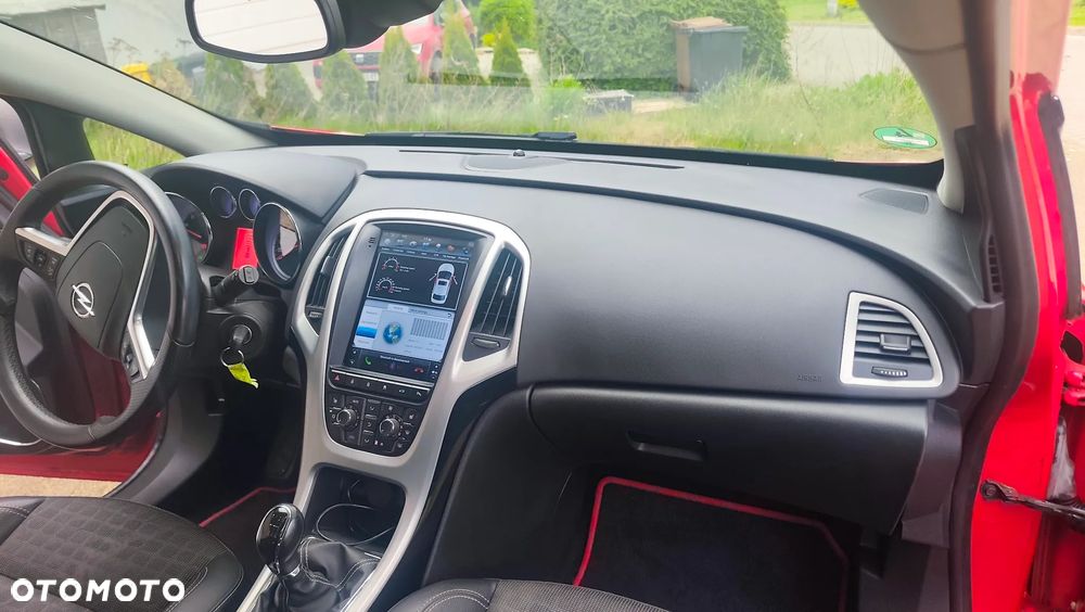 Opel Astra 1.4 Turbo Innovation - 11