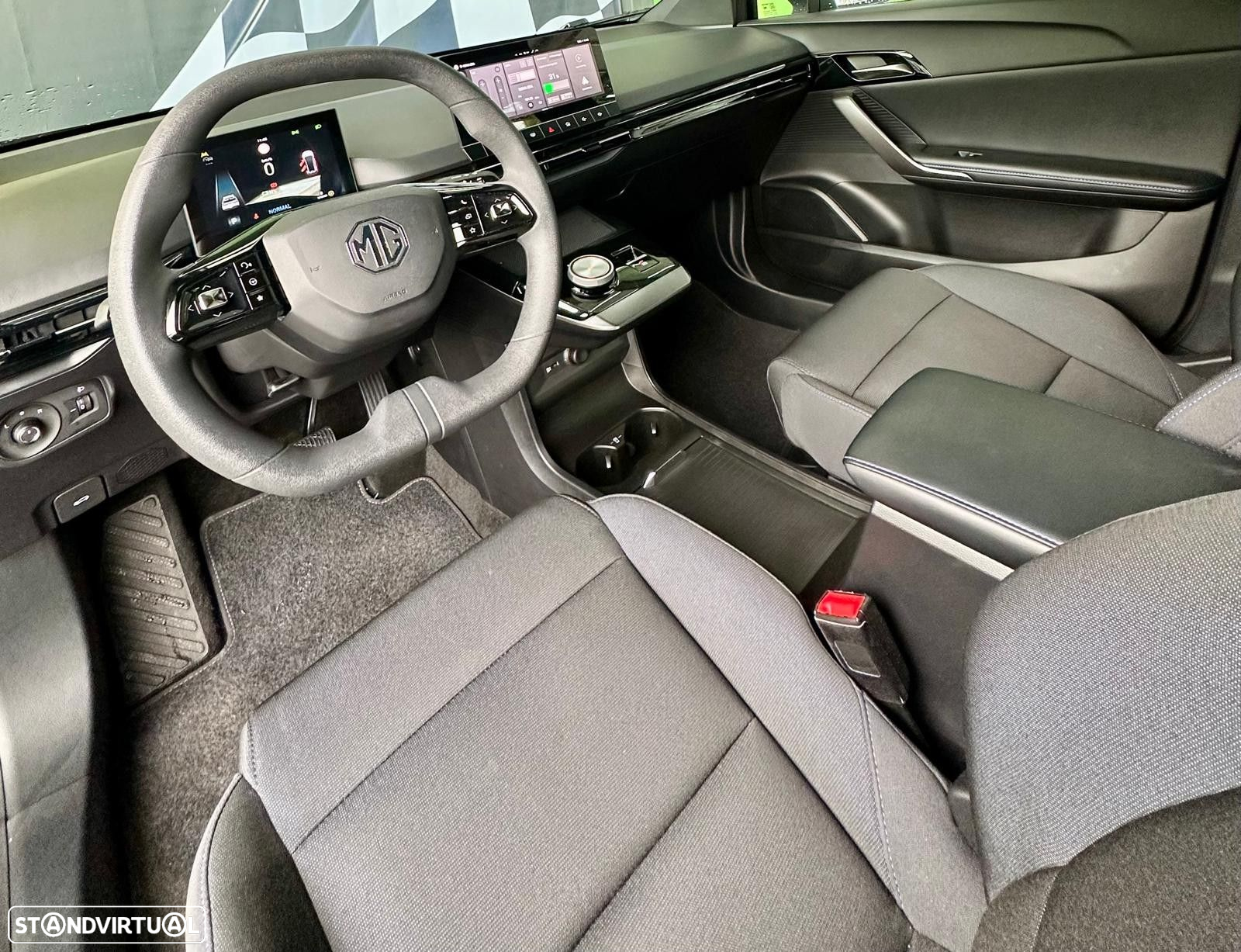 MG MG4 51 kWh Standard - 10