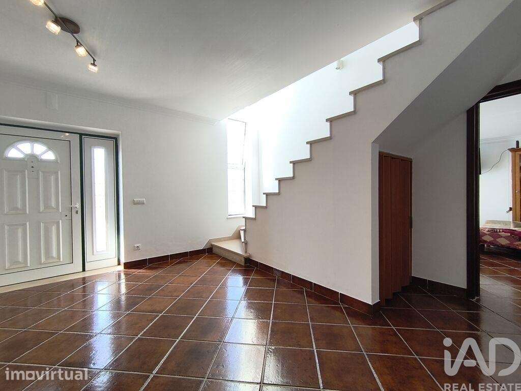 Moradia geminada T3 em Almalaguês de 185,57 m2 - Grande imagem: 3/40