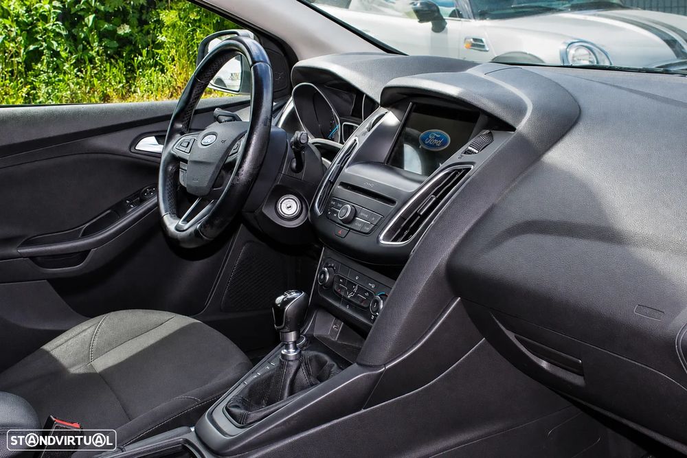 Ford Focus 1.5 TDCi Trend ECOnetic - 16