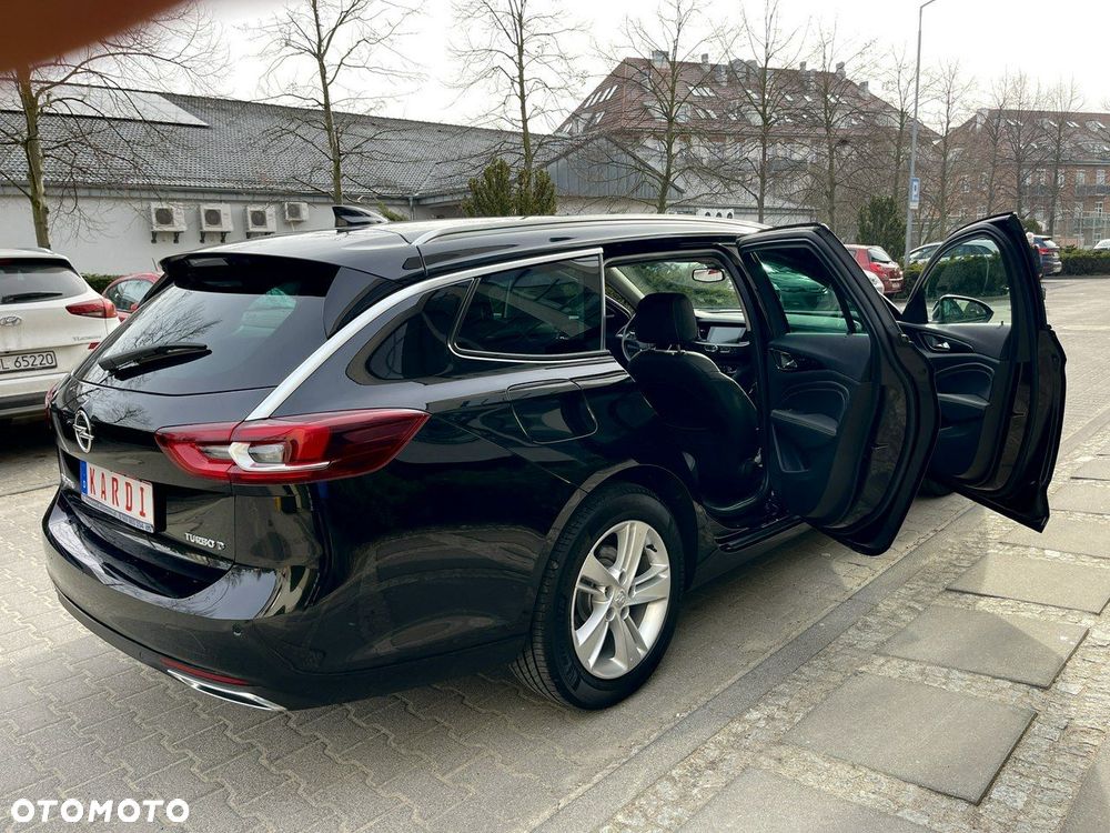 Opel Insignia - 16