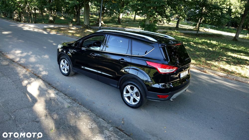 Ford Kuga 1.5 EcoBoost 2x4 Titanium - 28
