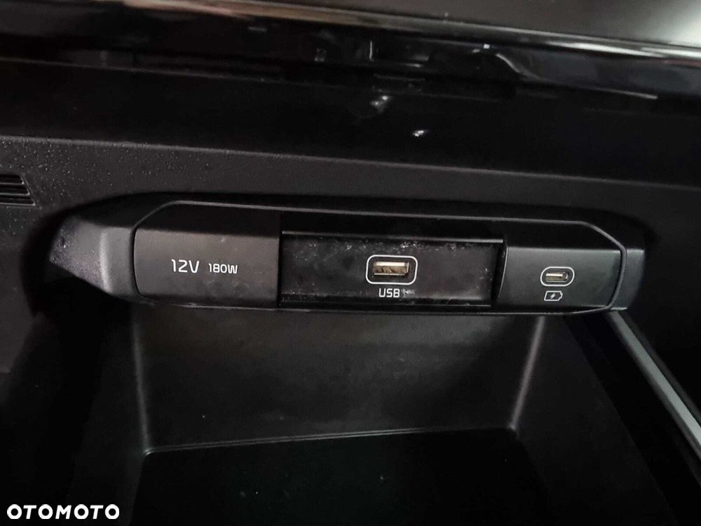Kia Niro - 31
