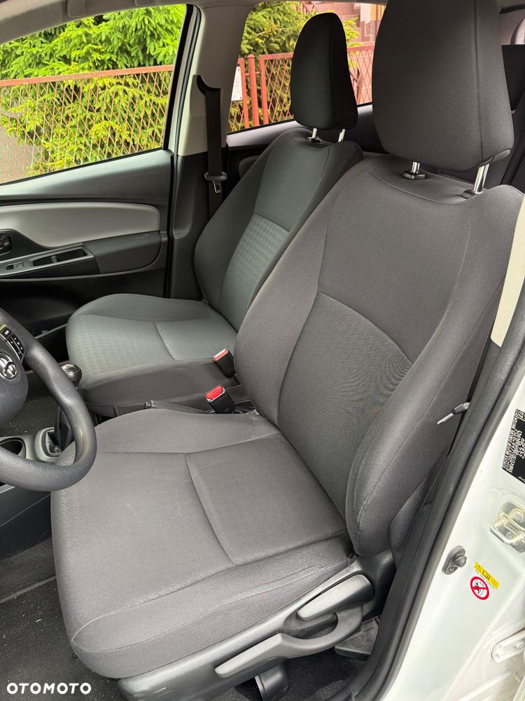Toyota Yaris 1.5 Active - 9