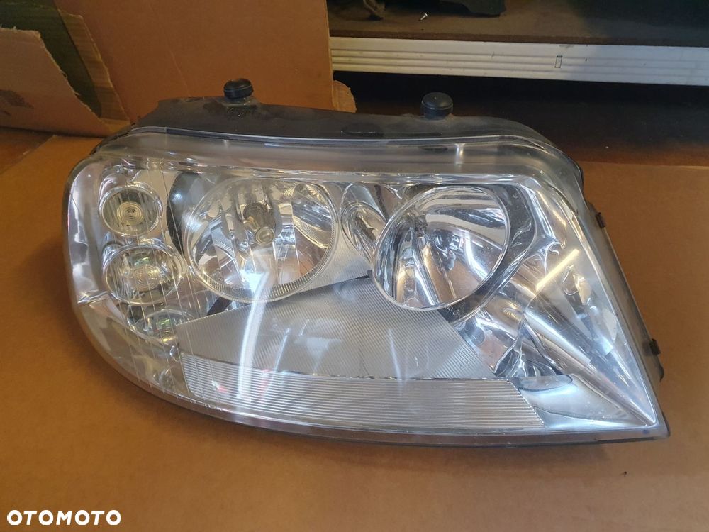 REFLEKTOR PRAWY VW SHARAN SEAT ALHAMBRA EUROPA