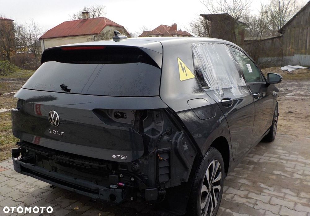 Volkswagen Golf - 15